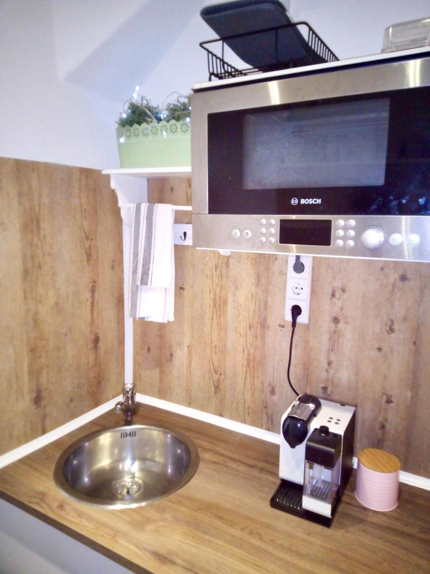 Gemuetliche 1 Zimmer Ferienwohnung Ludwigsburg Luaran gambar